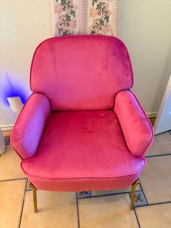 2 Beautiful, hot pink accent chairs