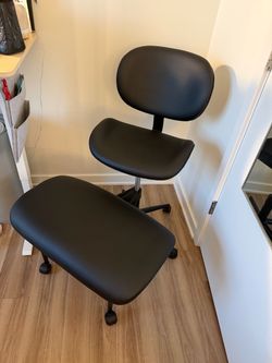 Ergonomic Desk Chair
