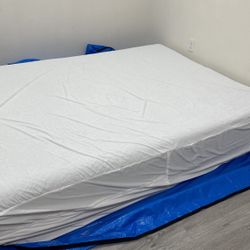 Queen Mattress And Adjustable Bed