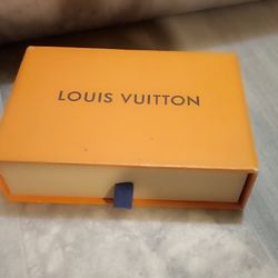 Women's Louis Vuitton 4 Card Wallet 