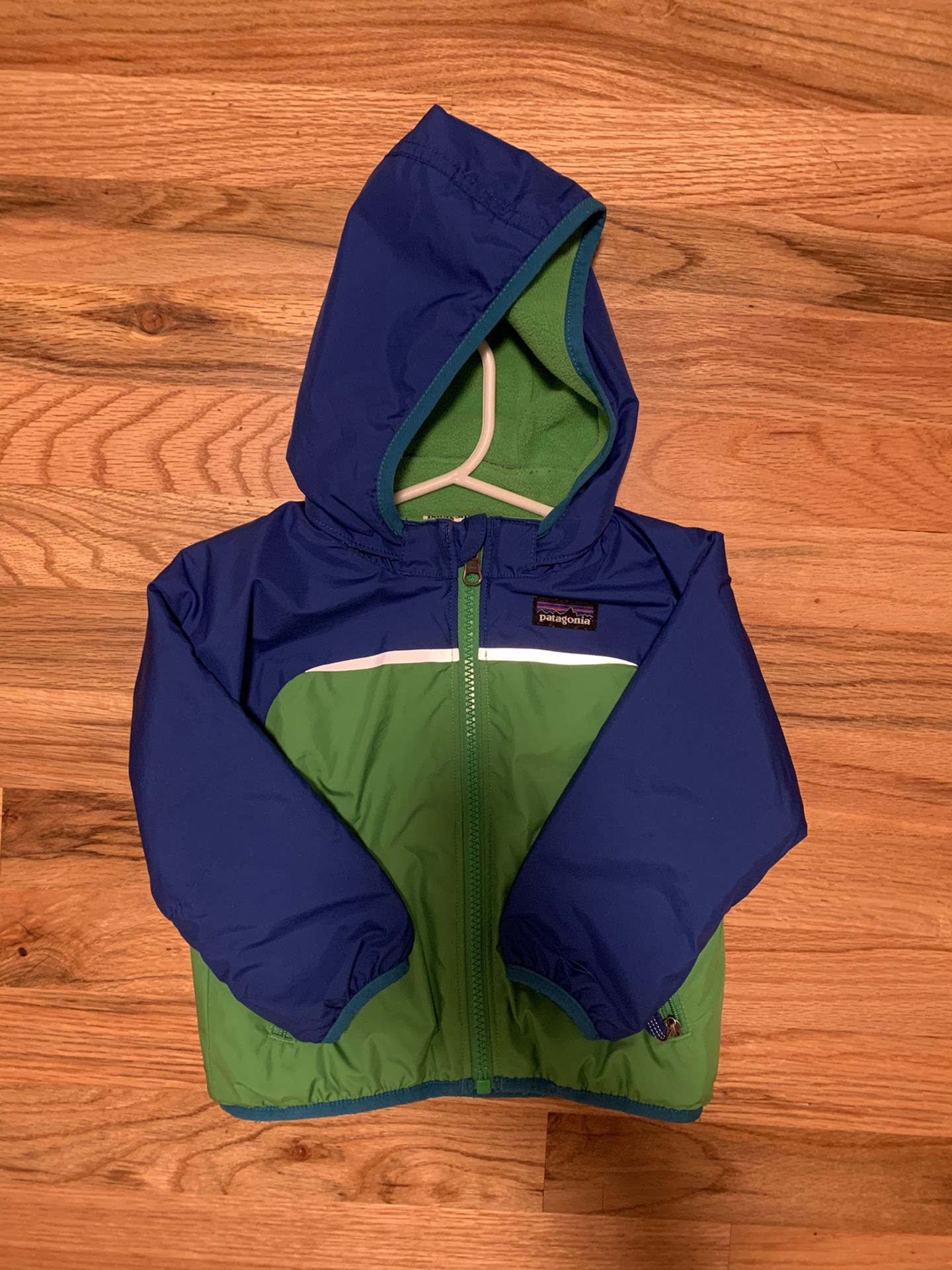 Kids 12M Patagonia Reversible Jacket/Fleece with removable Hoodie
