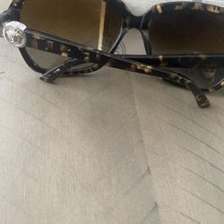 Versace Women Sunglass With Case
