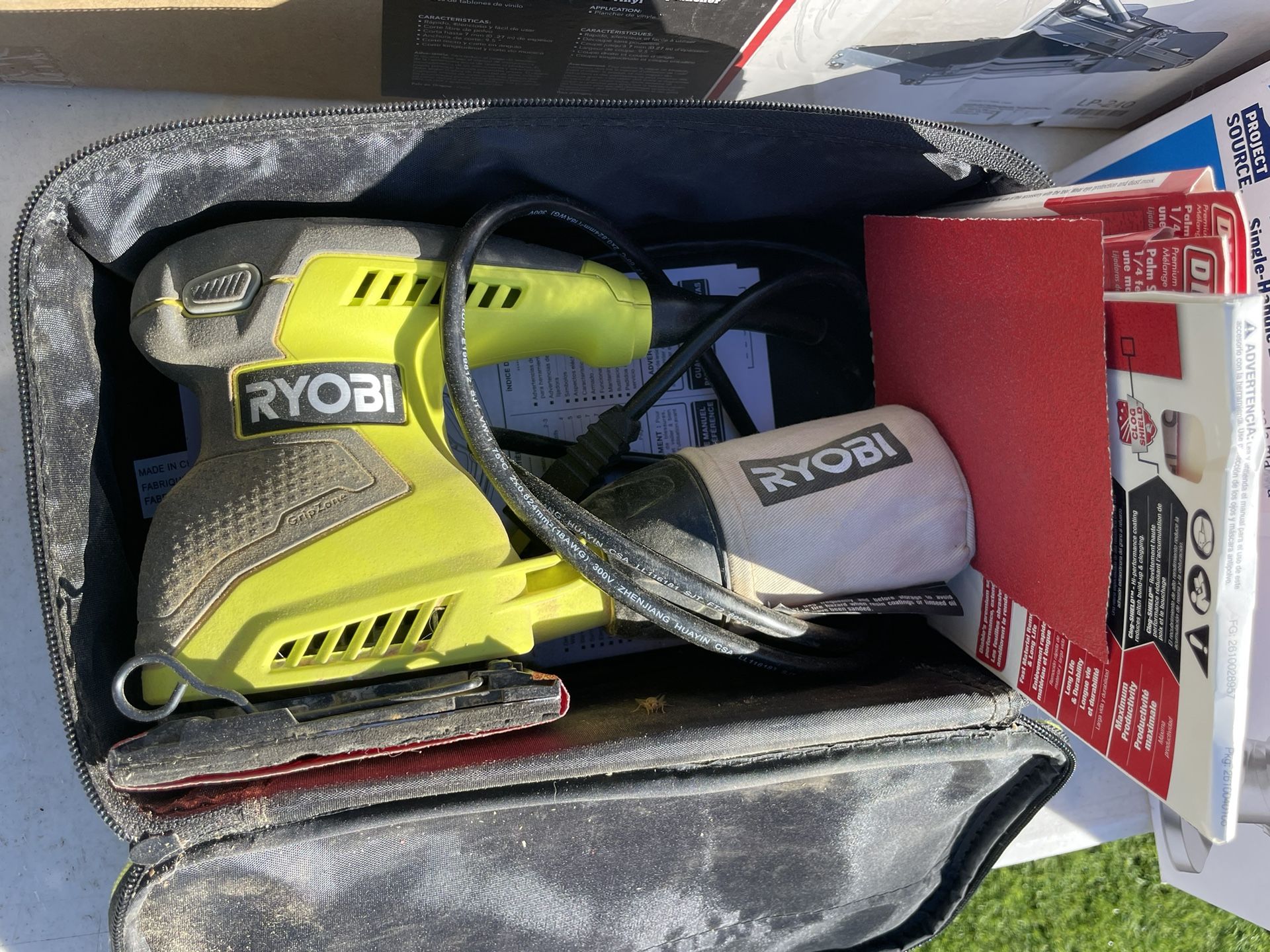 Ryobi - 2 Amp Corded 1/4 Sheet Sander