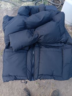 !! Women's  Puffer Jacket Size Small