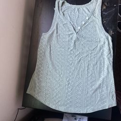 Women’s Clothing 