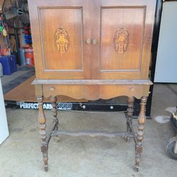 Vintage Radio Furniture 