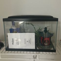 Fishtank With Food/Water cleaner +more