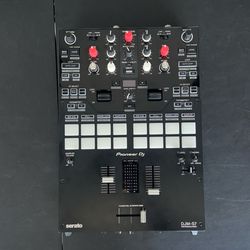 Pioneer DJM-S7 Mixer