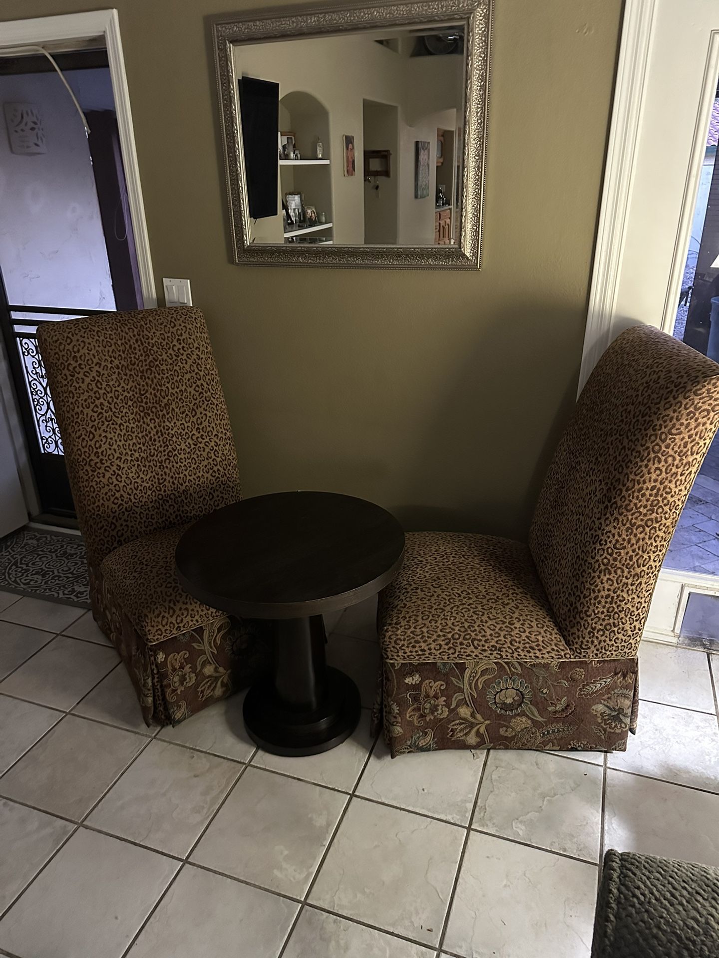 Small Bistro Table Chairs Set