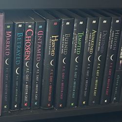 House of Night Series - Books 1-10 (of 12) 
