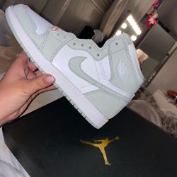 Jordan 1 Seafoams 