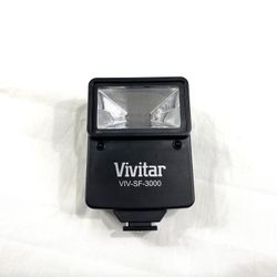 Vivitar VIV-SF-3000 Battery Powered Camera Flash Attachment TPW016530