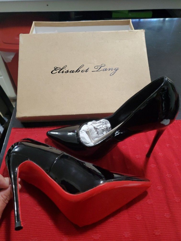 Elisabeth Tang All Black Steletto High Heels.