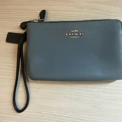 Coach Wristlet Blue