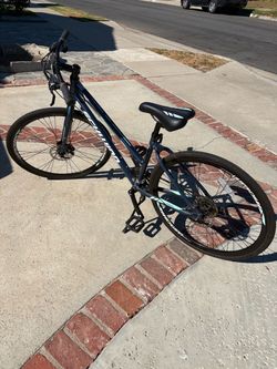 Women’s 28” Schwinn Bike