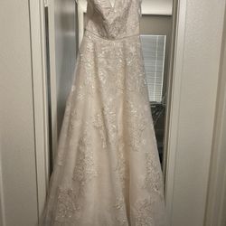 Oleg Cassini Wedding Dress 
