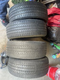 Supermax Tires (set of 4) 235/50/18