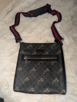 Gucci GG Supreme Tiger Messenger Bag