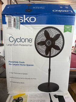 Lasko Cyclone Large Room Pedestal Fan