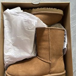 Ugg Classic Short