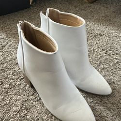 Women’s White Boots