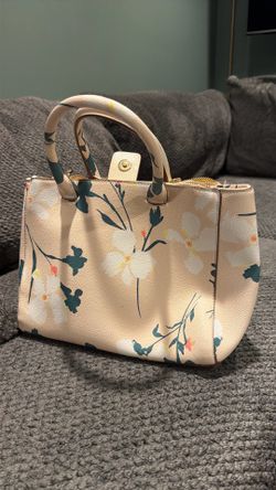 Target floral purse