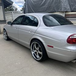 2005 Jaguar S-type !