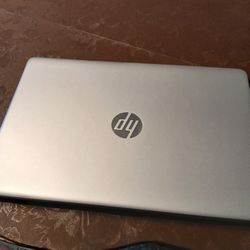 Hp Laptop 15.9" 8 Core I5 Processor 32 Gb Ram  1trb Ssd Windows 11 Office Very Clean With Charger 