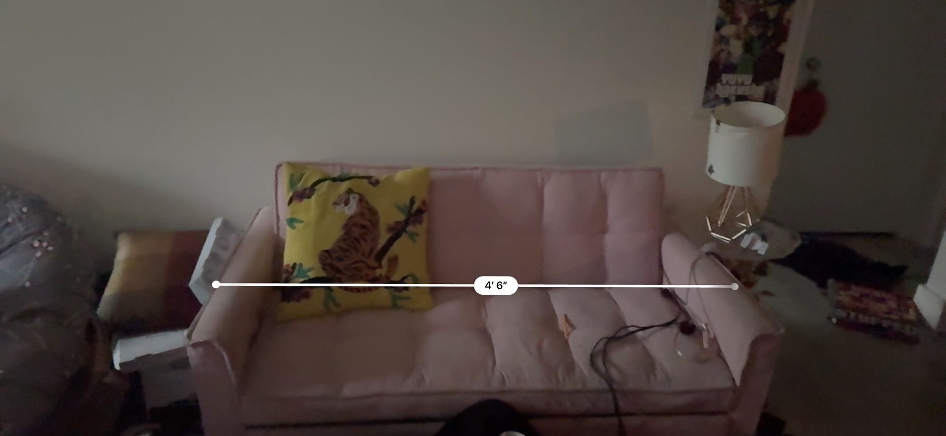 Small Pink Couch -FREEE