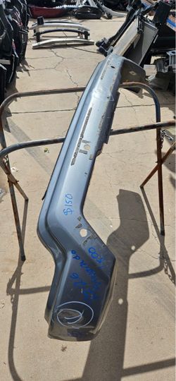 Chevy Silverado 1500 front bumper Oem