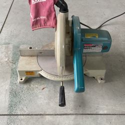 Corded Makita 10 Inch Miter Saw