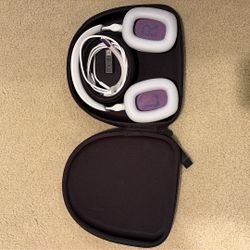 🎧 Astro A30 Gaming Headset + Hard Case – Excellent Condition!