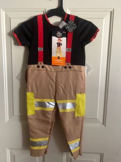 Costume