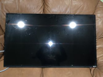 40” vizio 1080p TV