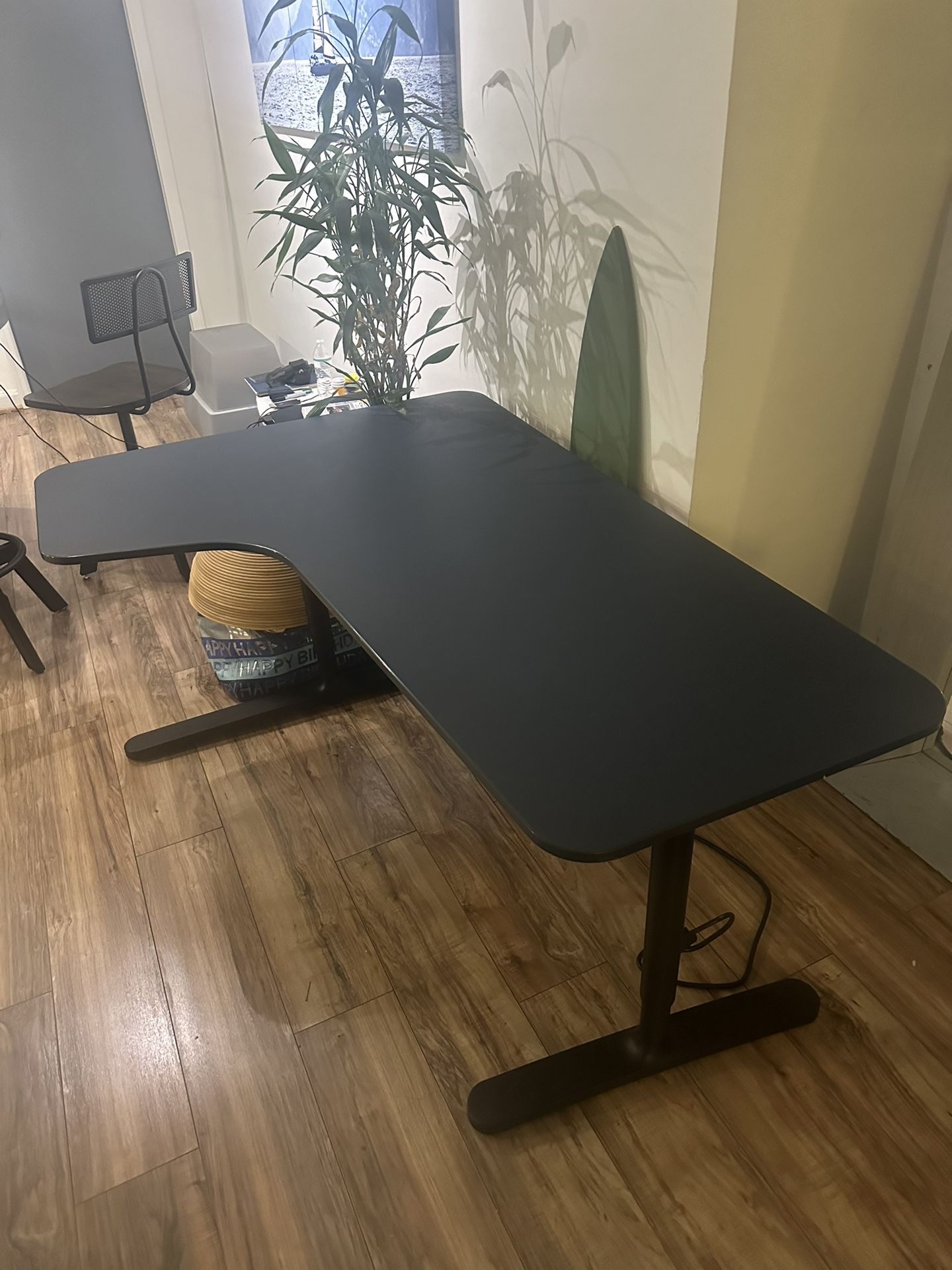 Free Desk