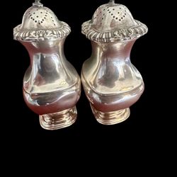 Fine Ornate Vintage Marshall &  Salt & Pepper Shaker (SP)