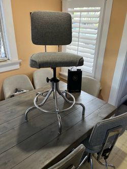 barstools