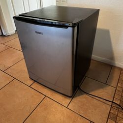 Mini-fridge