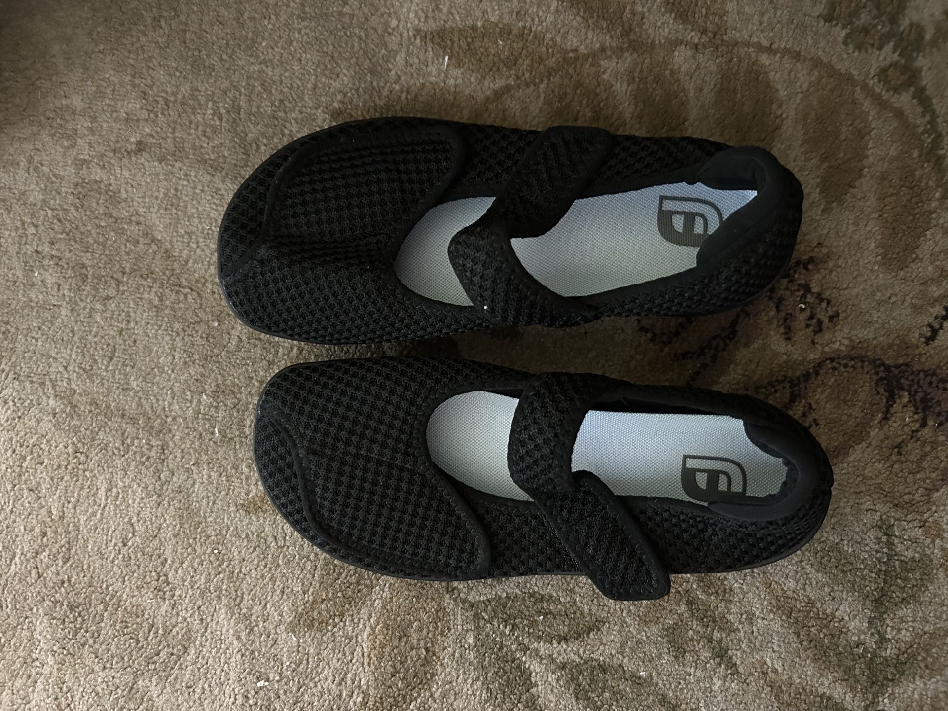 Women’s Black Flat Diabetic Shoes Size 8