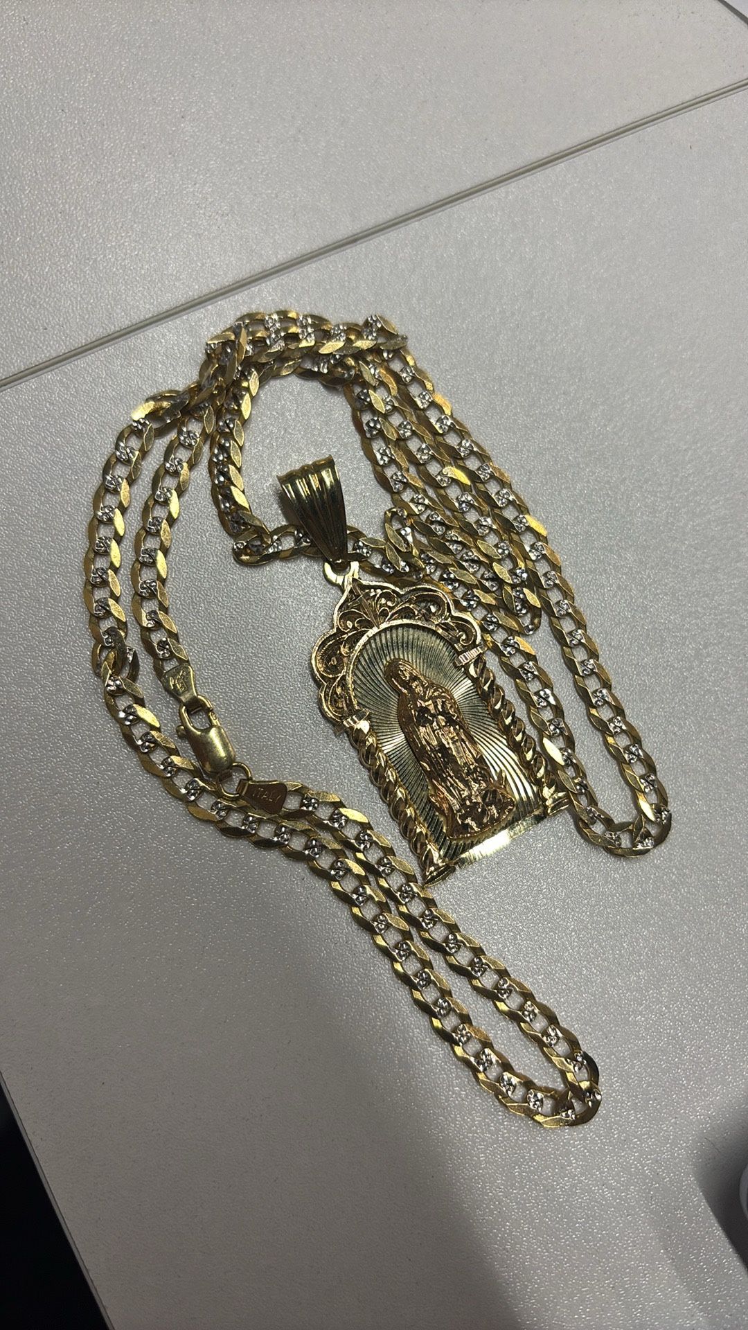 14kt Gold Chain