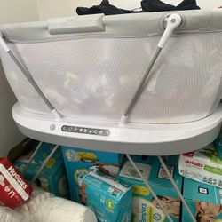 Bassinet 