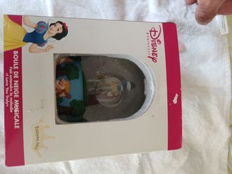Disney Snowglobe Brand New Inbox