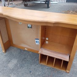 Sturdy Wooden Desk With Hutch