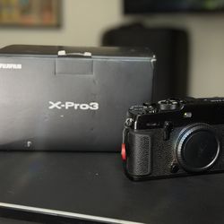 Fujifilm X-Pro3 + 50mm f/2 Lens | 26.1 MP APSC CMOS Sensor | 793 Shutter Count