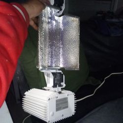 Gavita Pro 1000e De Light Fixture 