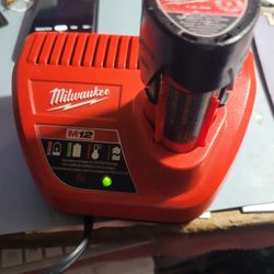 Milwaukee  M12  Battery Charger 