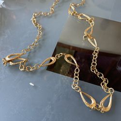 Trifari Hanging Gold Chain