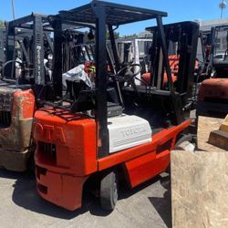 Forklift Toyota 5000 Lb