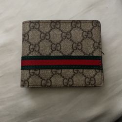 Men’s Gucci Wallet