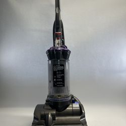 Dyson DC28 Vacuum Cleaner Air Muscle Multi-Floor Bagless Purple Cyclone Upright